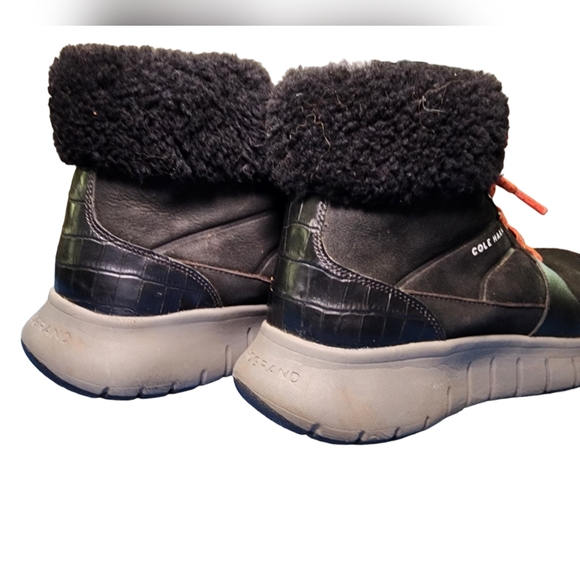Cole Haan laced winter boots | Woman's 9½ | water resistant - Picture 8 of 12